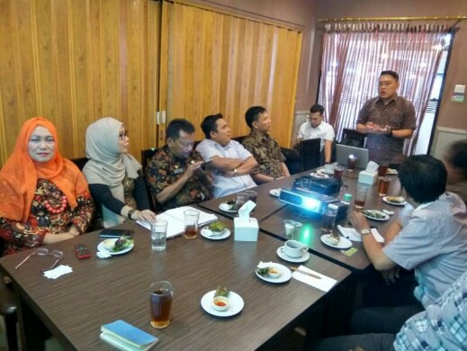 plt-kepala--dinas-kominfo-kota-medan-dra-sri-maharani-mpd-workshop--diskusi-product-update-bersama-cisco-system-indonesia__baca246.html